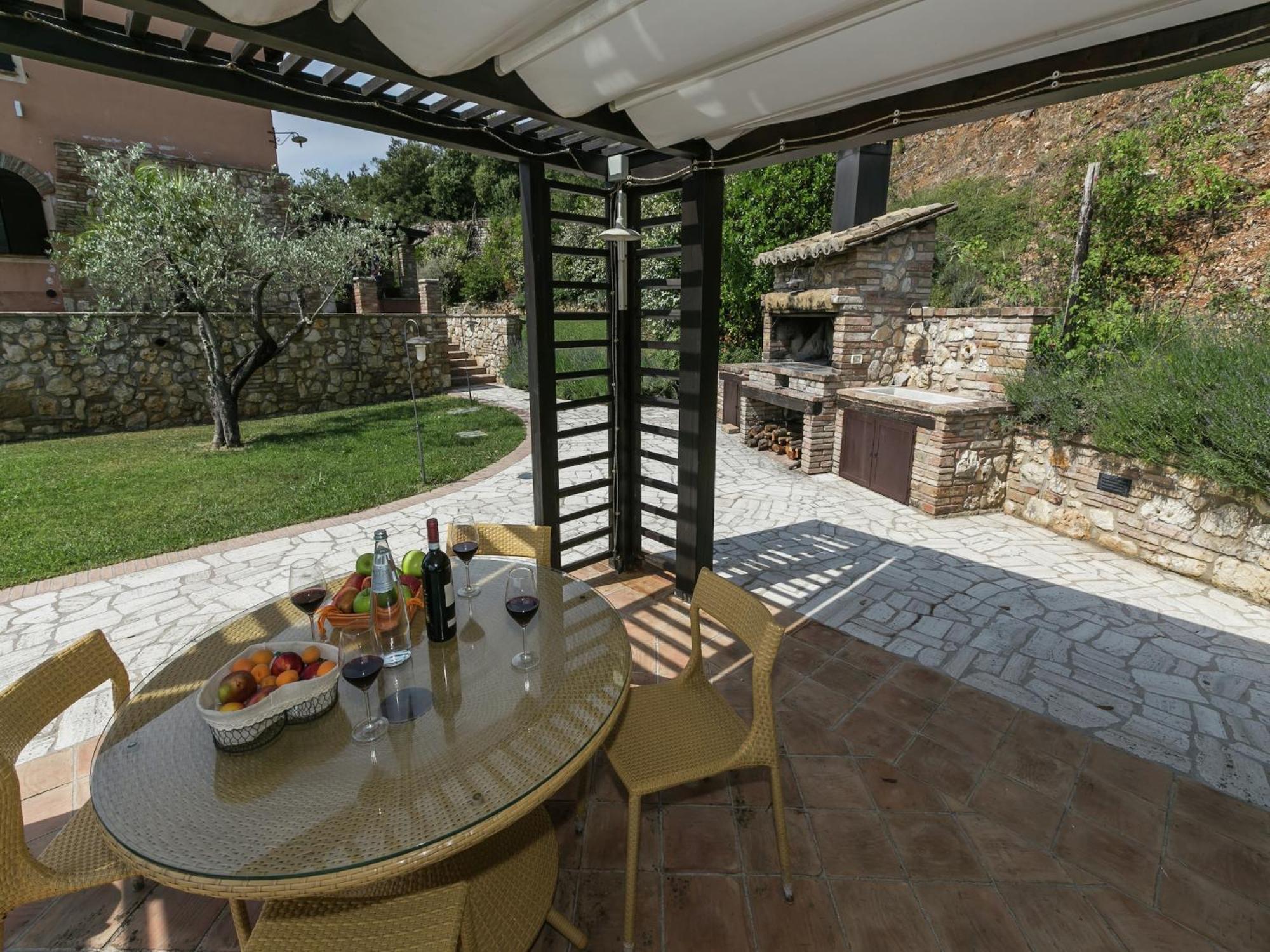 Elegant Apartment Only 1 Hour From Rome Нарни Екстериор снимка